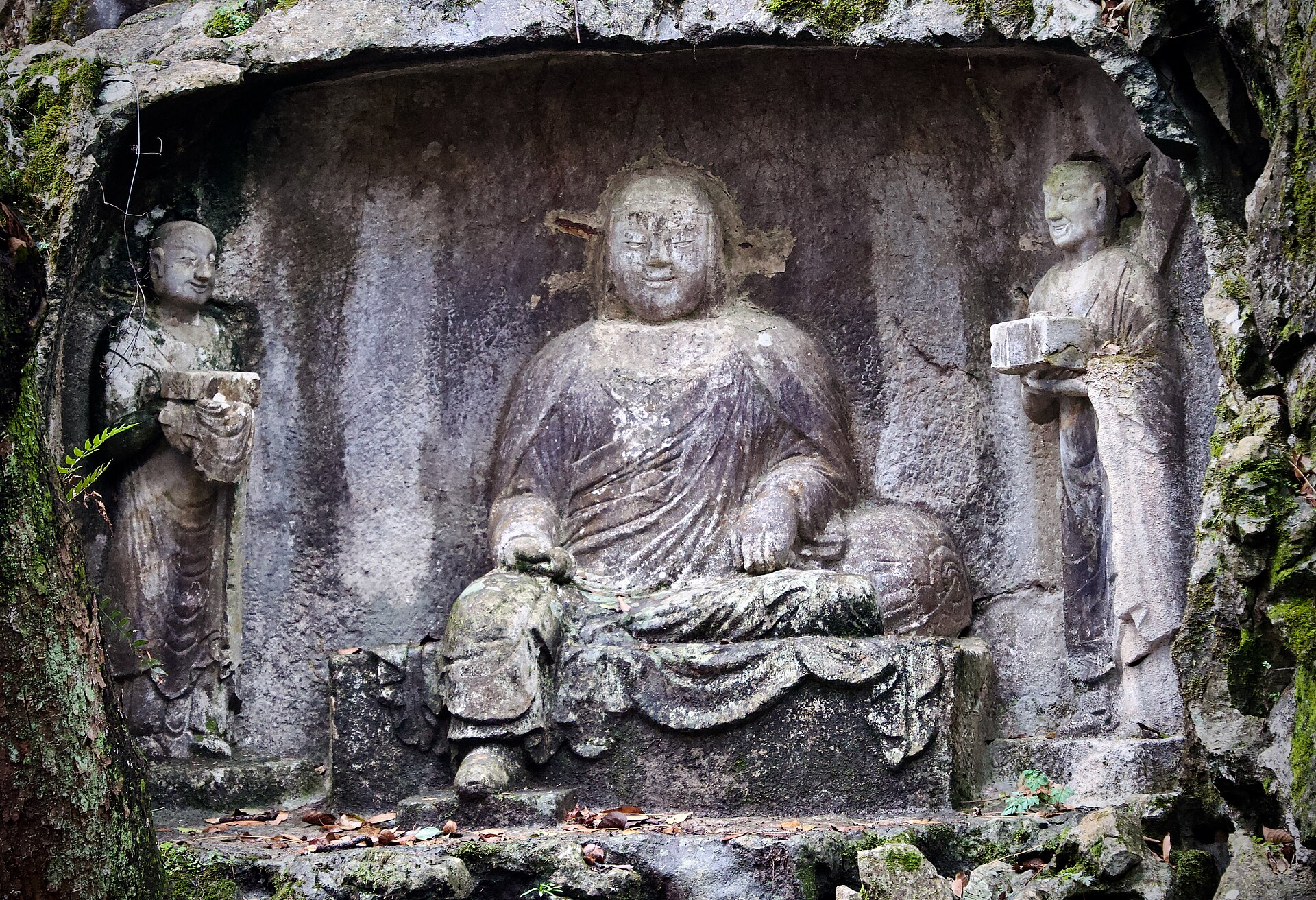 剥去外衣：世间万事，皆绕不开一个"利"字
